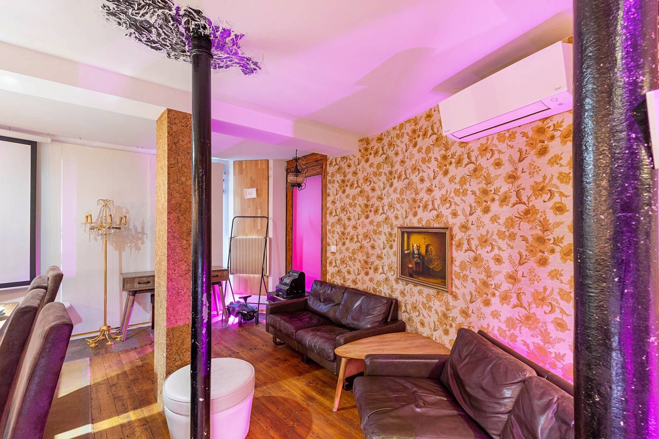 Premium Stay – Unique: Luxury Retreat for 14 Guests in Bad Ems in Bad Ems, Lahn-Taunus