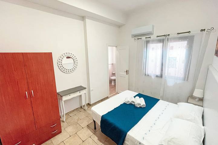 Accogliente villetta, a 150 metri dal marepiscina privata 3 camere 3 bagni in Alcamo Marina, Alcamo