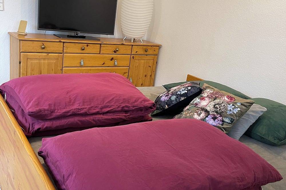 Ganze Wohnung, Gemütliche und komfortable Ferienwohnung mit Blick in den Garten in Murrhardt, Rems-Murr-Kreis