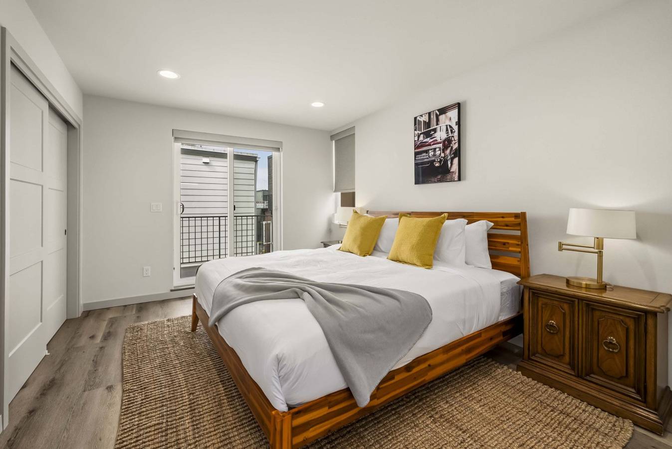 Sleek 3Br Seattle Townhome | Mins to Uw & Downtown in Seattle, Lake Washington