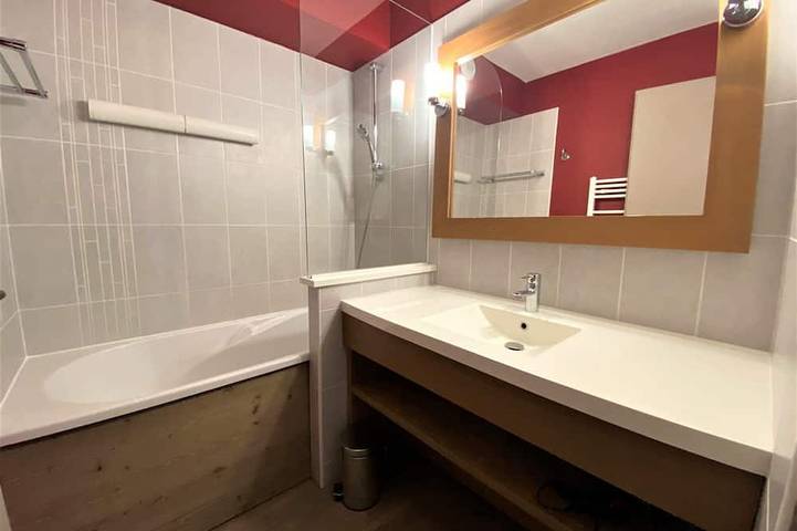 Ganze Wohnung, Familien-Duplex Ski-in/Ski-out, 6-7 Pers in La Tania, La Perrière