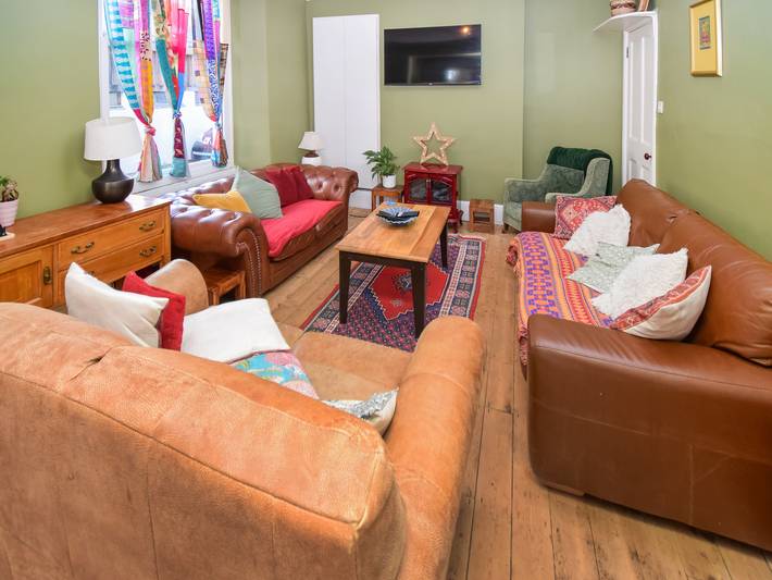 Holiday rental for 16 people, with garden in Arnside