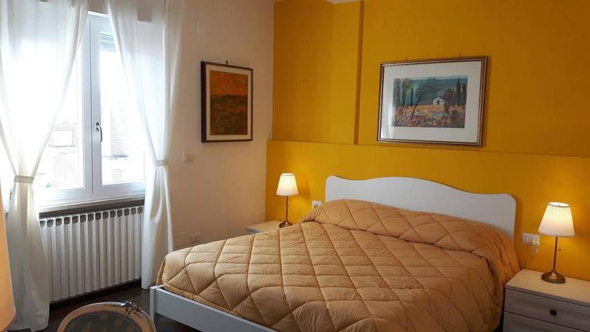 Bed and breakfast per 3 persone, con balcone - 1