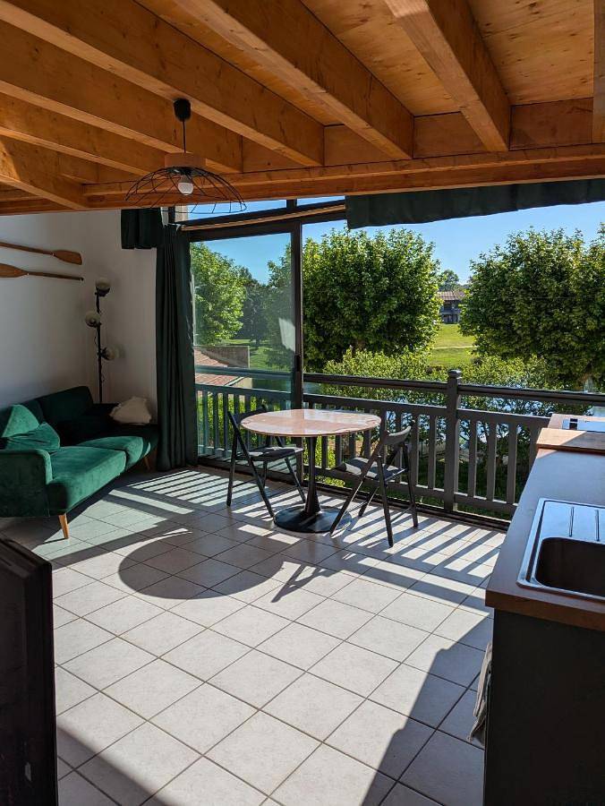 One-Bedroom House in Saint-Pierre-de-Bœuf, Parc Naturel Régional du Pilat