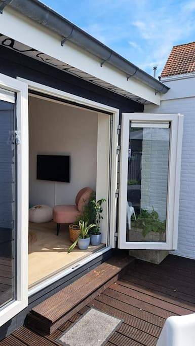 Family home with garden, center Middelburg in Middelburg, Walcheren