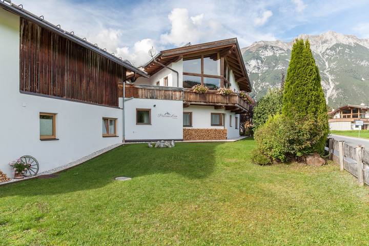 Chalet für 6 Personen, mit Balkon und Garten sowie Sauna