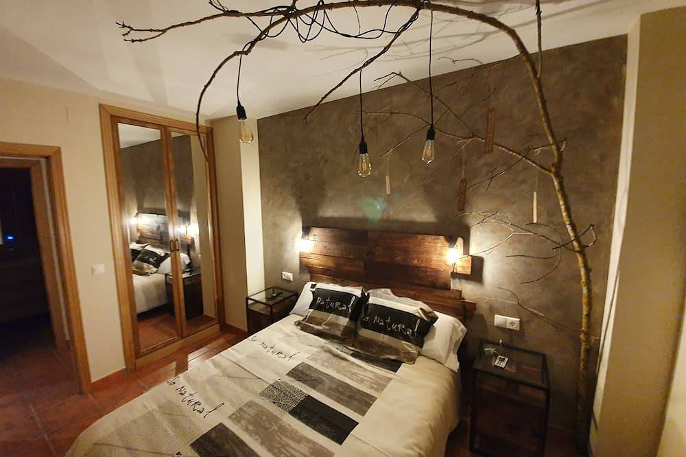 Entire apartment, Ground floor apartment below Pico Espigüete in Cardaño de Abajo, Velilla del Río Carrión