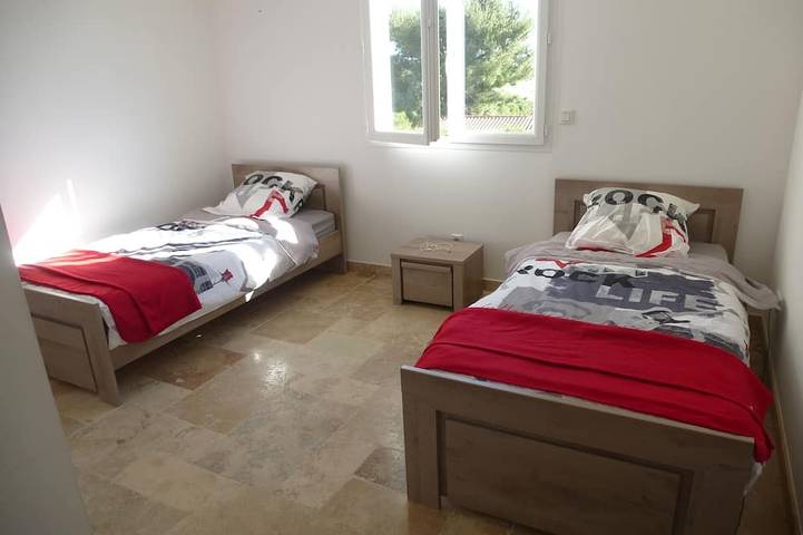 Villa pour 10 personnes, avec terrasse et jardin à Sanary-sur-Mer - 3