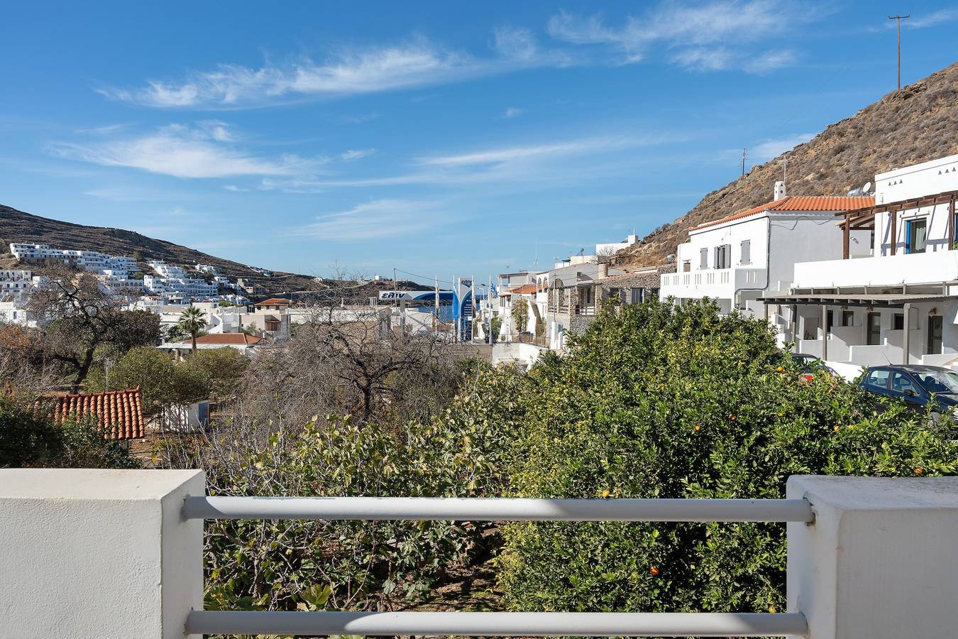 Appartement entier, Appartement 'Driopida 5 Irida' avec terrasse privée, balcon et climatisation in Kythnos