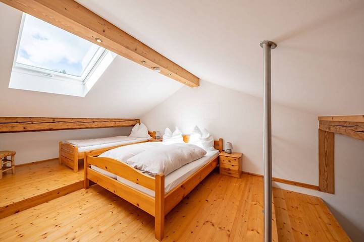 Ganze Wohnung, Ferienwohnung Da Dachstui 60 qm,1 Schlafzimmer, Wohnschlafraum, bis 5 Personen in Samerberg, Bayerische Alpen