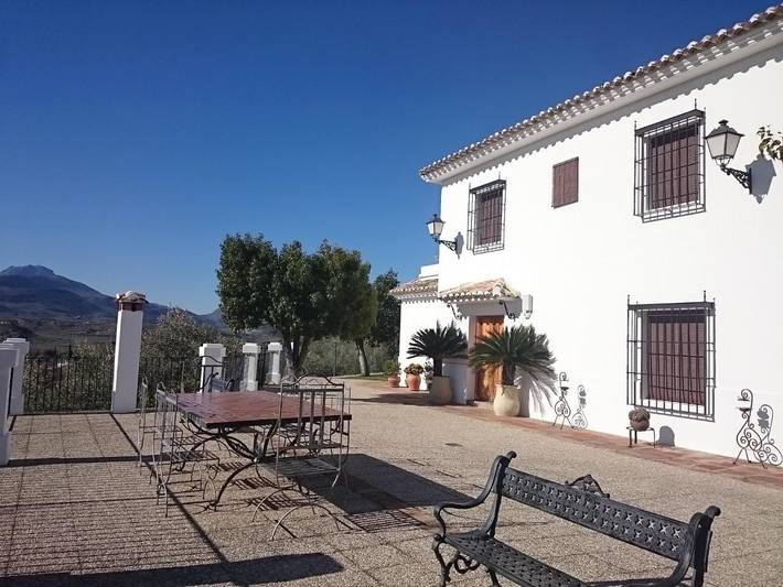 Casa rural para 10 personas, con piscina además de vistas y jardín, Se admiten mascotas en Priego de Córdoba - 2