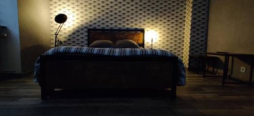 Gîte pour 2 personnes, avec jardin et piscine ainsi que terrasse et vue dans Betting