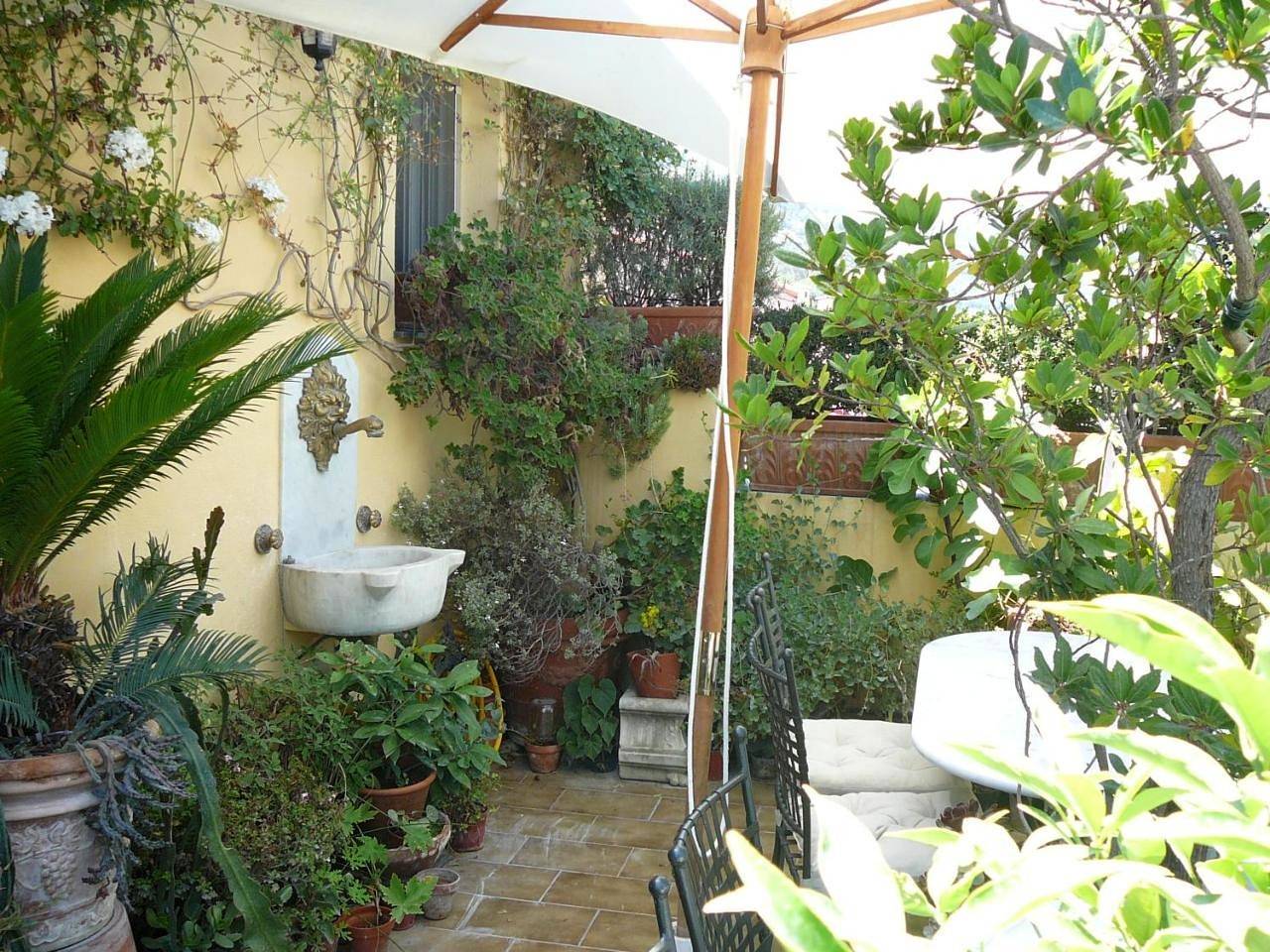 La Terrazza dei Pelargoni B&B in Ventimiglia (Ville), Région de Vintimille