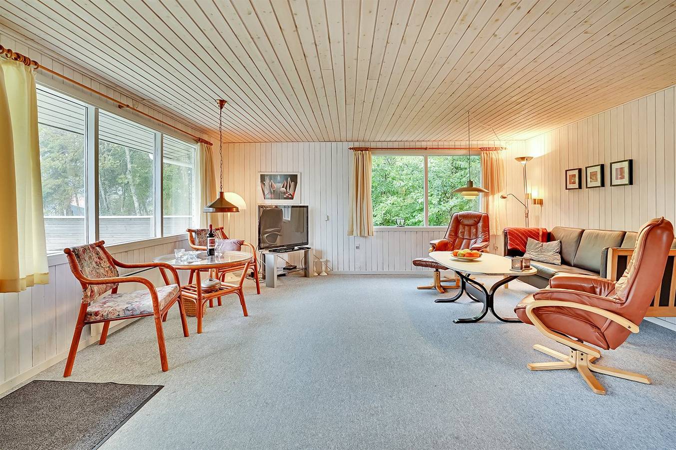 Stunning home in Tarm w/ Sauna, Wifi and 2 Bedrooms in Skaven Strand, Ringkøbing Fjord