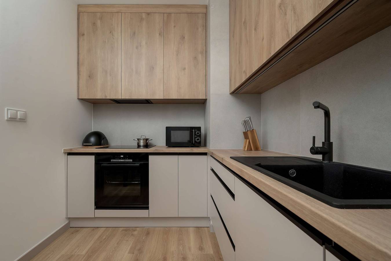 Appartamento intero, Stylish Apartment with Balcony   Underground Parking in Breslavia, Niederschlesien