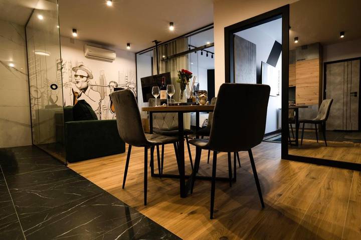 Apartament wakacyjny dla 6 osób, z jacuzzi i taras oraz sauna w Białystok