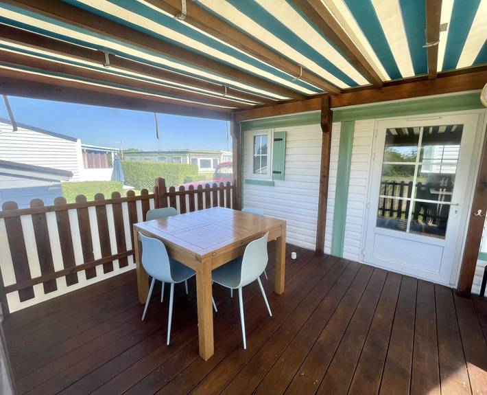 Mobil home pour 4 personnes, avec bassin pour enfant - 1