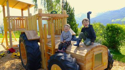 Ferienhaus für 4 Personen, mit Ausblick und Garten, kinderfreundlich in Ramsau am Dachstein
