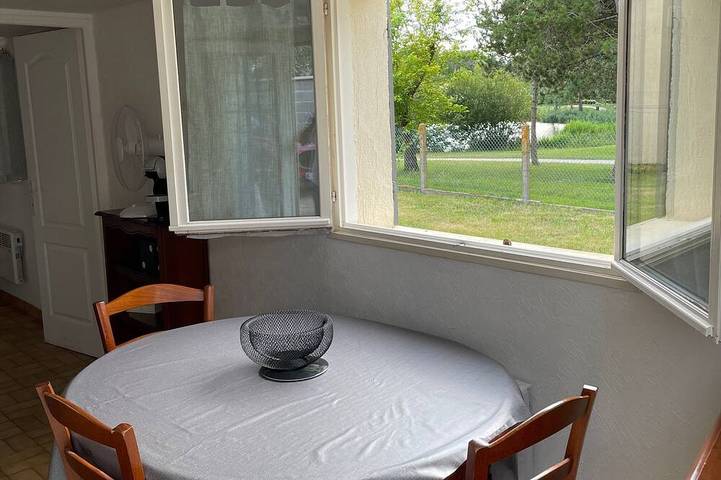 Appartement de vacances pour 4 personnes, avec jardin