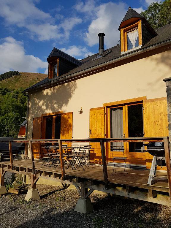 Chalet pour 12 personnes, avec jardin et terrasse dans les Hautes-Pyrénées - 3