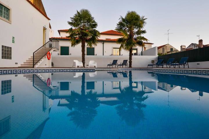Pousada para 2 pessoas, com piscina e terraço, com animais de estimação em Tomar