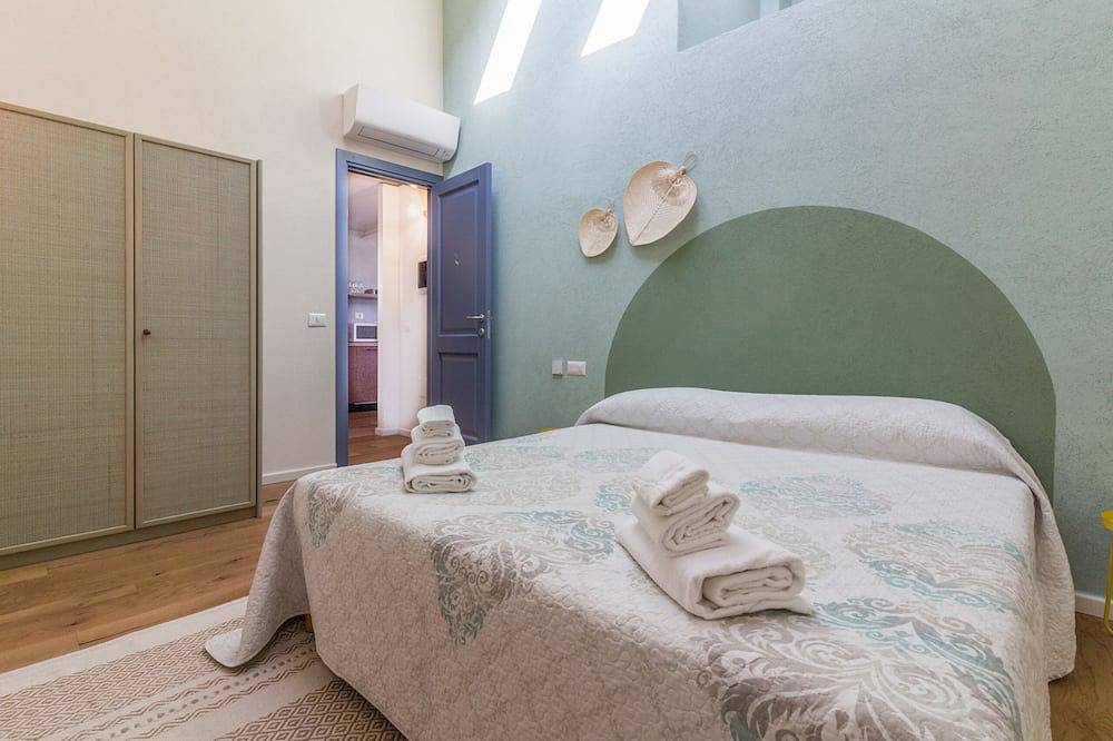 Ganze Wohnung, Modernes Apartment mit zwei Schlafzimmern und kostenlosem Wlan in San Pantaleo, Olbia