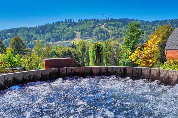 Apartament wakacyjny dla 2 osób, z widok i sauna oraz ogród w Wisła