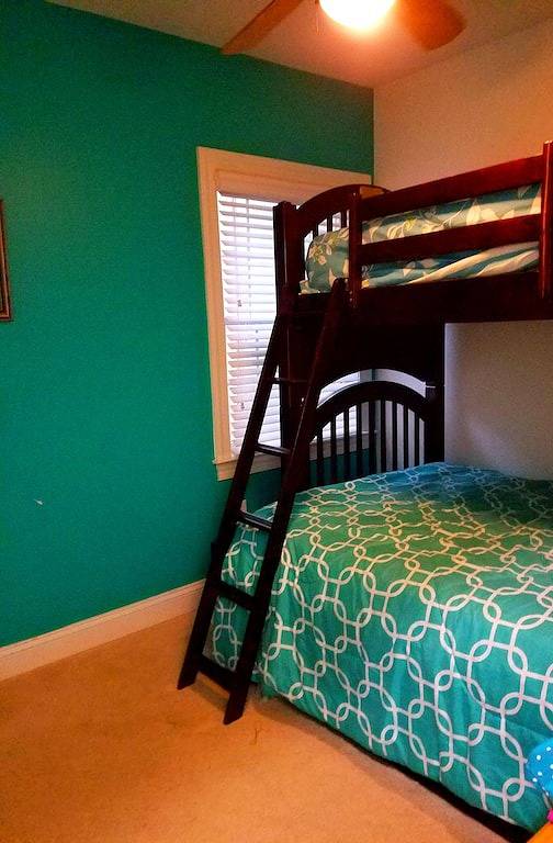 Vacation rental for 10 people, with balcony and yard in Ocean City (NJ)