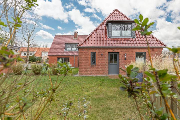 Ferienhaus für 4 Personen, mit Terrasse und Garten, mit Haustier in Tating
