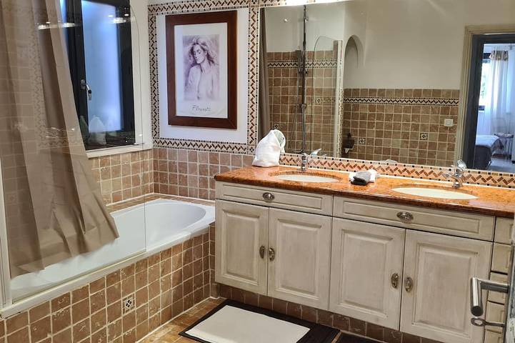 Ferienhaus für 4 Personen, mit Garten und Terrasse in Saint-Tropez - 4