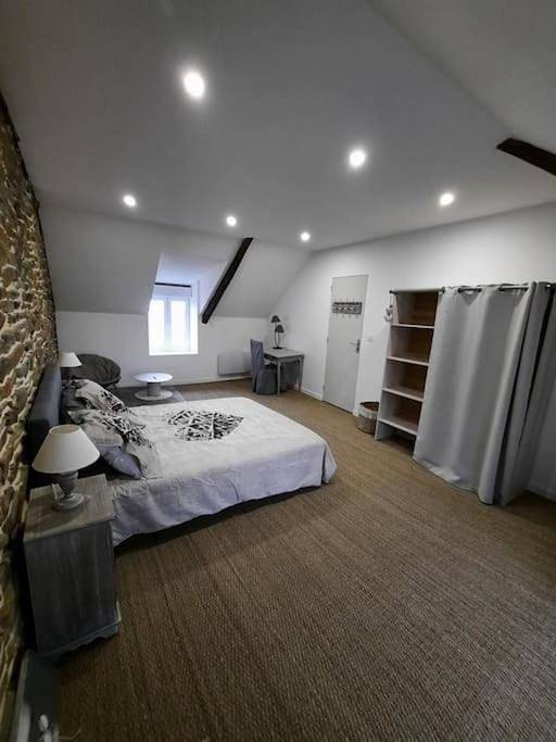 Gîte chambre Matignon 2-4 pers 5 kms mer spa in Matignon, Région de Dinan