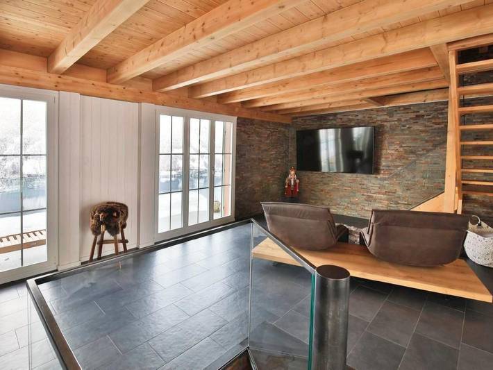 Wunderschönes Luxus-Chalet mit Seesicht in Treib, Seelisberg