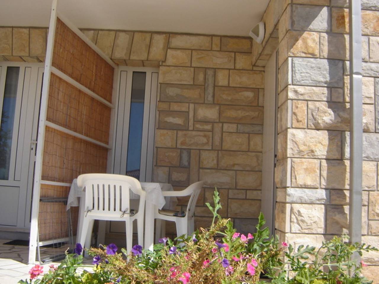 Entire apartment, Studio apartment on the ground floor in Primosten, Šibenik-Knin