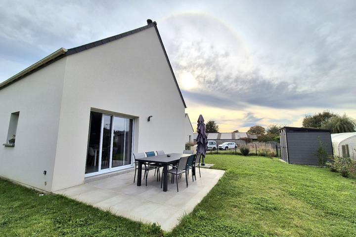 Location de vacances pour 9 personnes, avec jardin et terrasse à Hirel - 3