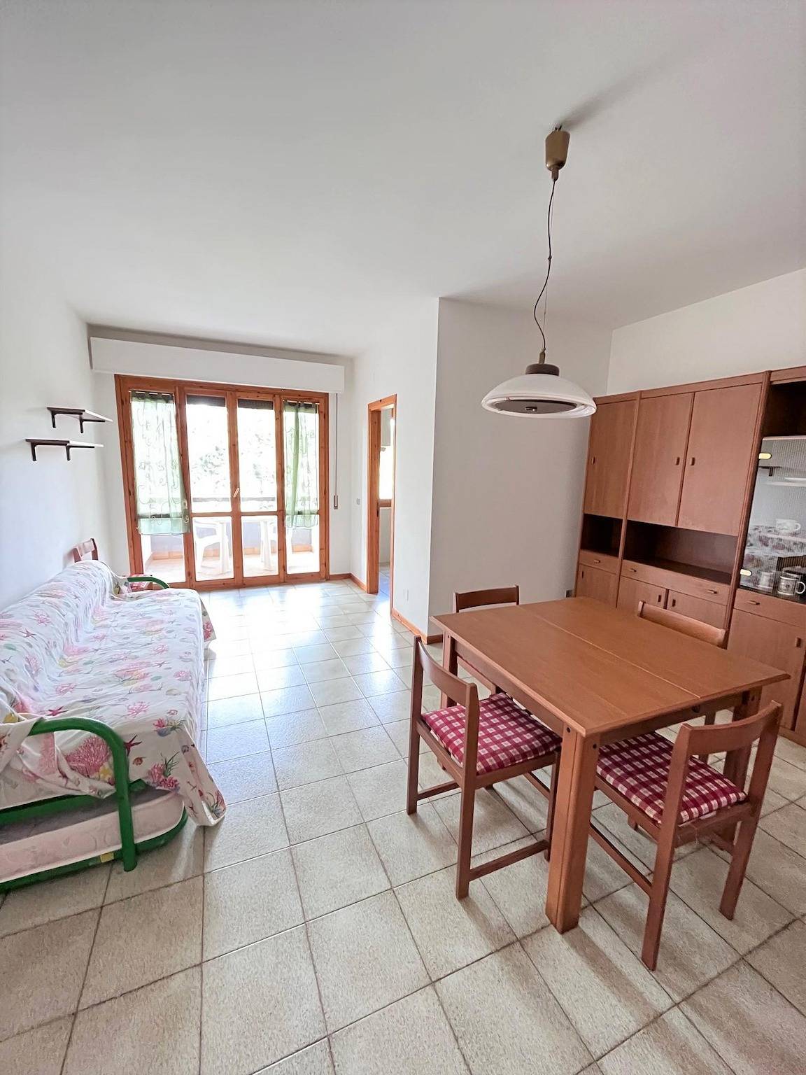 Appartement entier, Appartement de vacances pour 4 personnes avec terrasse in Sirolo, Riviera del Conero