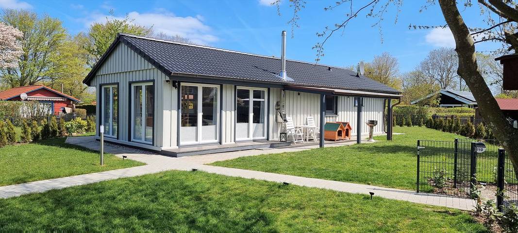 Ferienhaus für 4 Personen, mit Terrasse und Garten in Ostseebad Damp, Damp