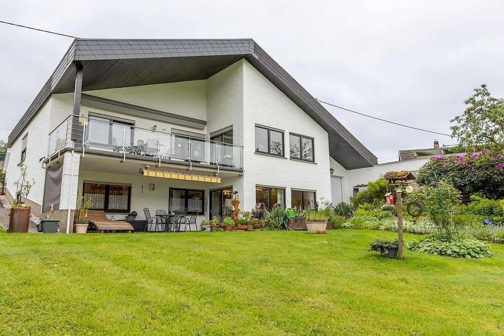 Ganze Wohnung, Ferienwohnung Pinter - Ferienwohnung in Serrig, Landkreis Trier-Saarburg