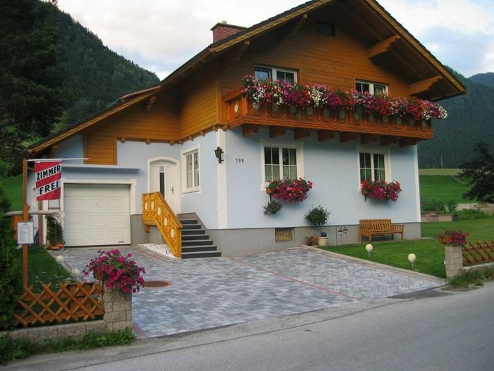 Ferienwohnung für 5 Personen, mit Balkon und Garten - 1