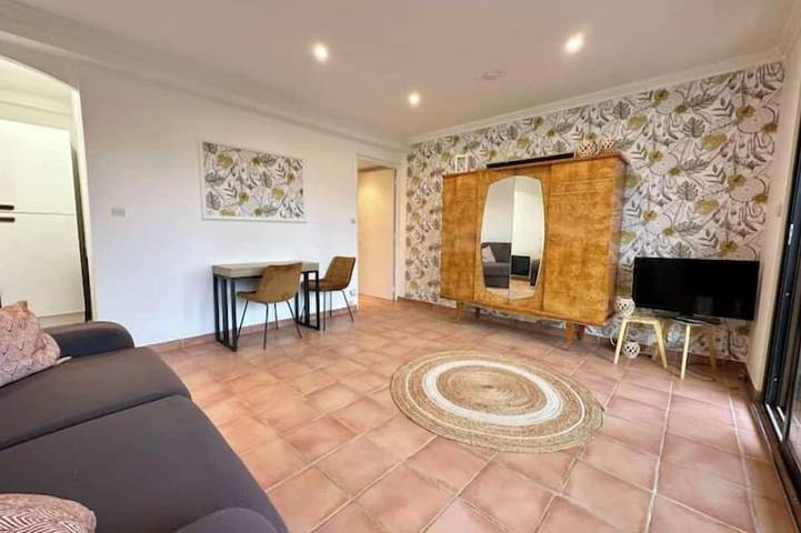 Gîte pour 2 personnes, avec Terrasse à Carnoux-en-Provence - 4