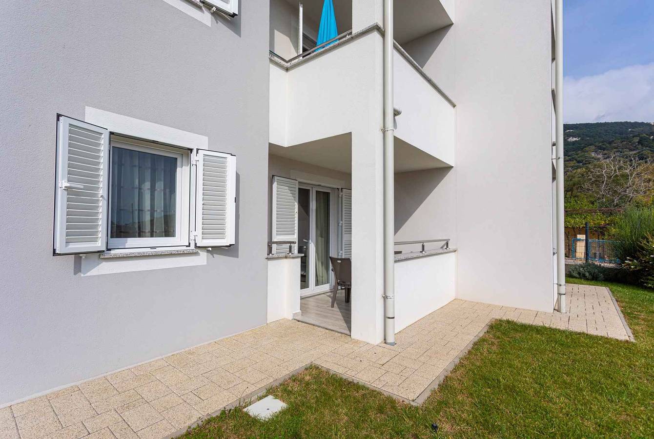 Entire vacation apartment, Holiday apartment mit Klimaanlage und Terrasse  in Baska, Krk