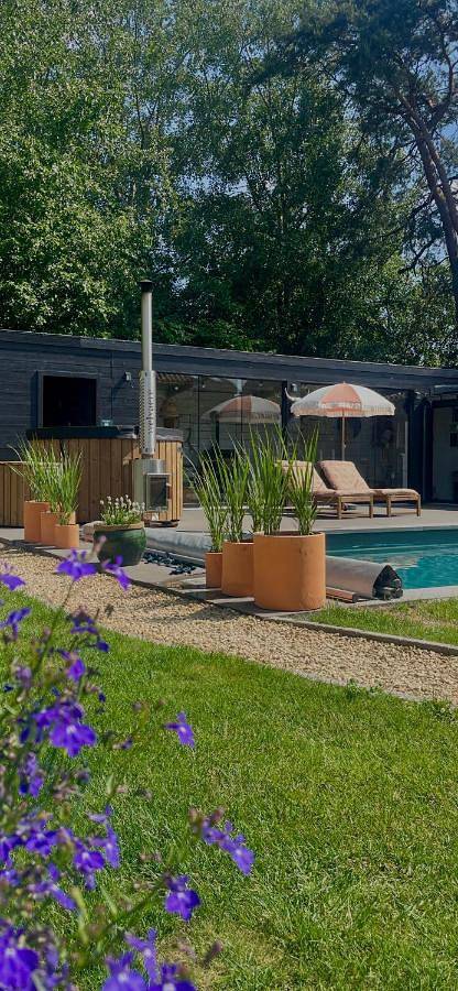 Gîte pour 2 personnes, avec sauna et vue ainsi que piscine et jardin à Lokeren