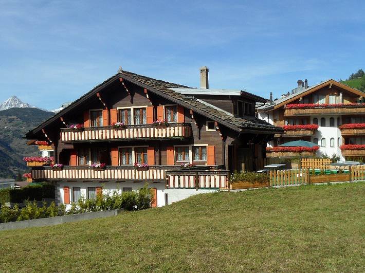 Ferienwohnung für 4 Personen, mit Balkon und Terrasse sowie Sauna in Törbel