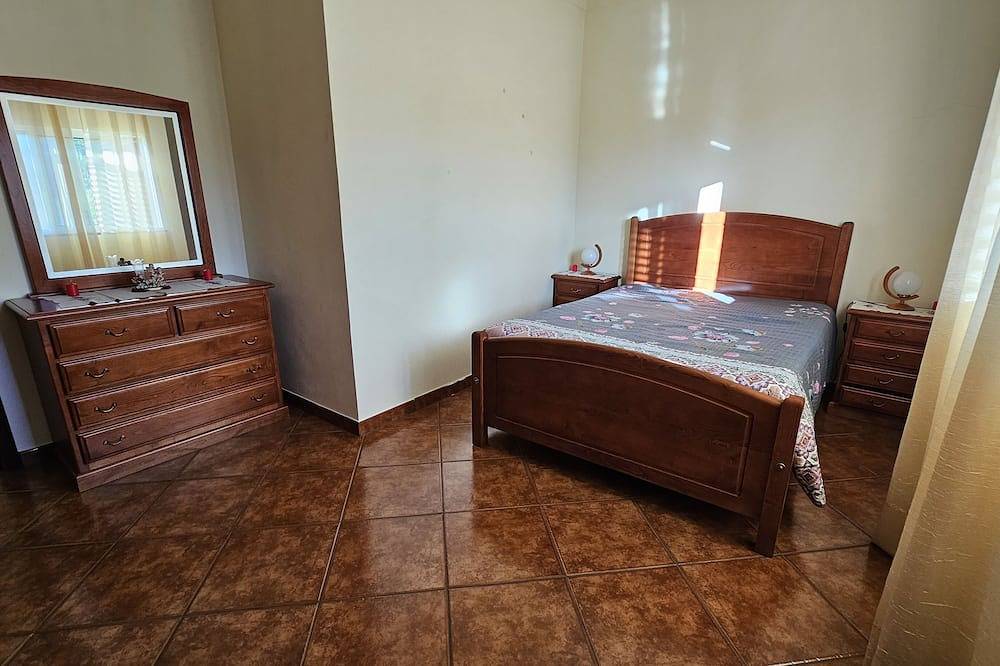 House Sousa - Ribeira de Pena in Ribeira de Pena, Vila Real District