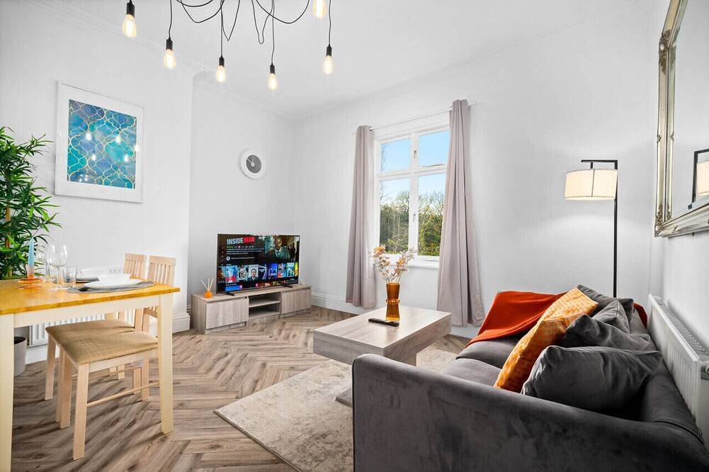 Apartment for 2 People in Wolverhampton, Birmingham Area
