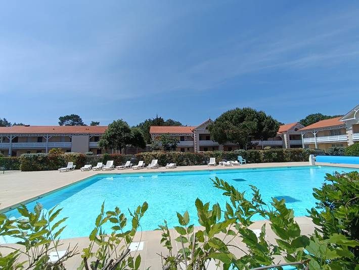 Apartamento para 4 personas, con terraza y piscina, Familias con niños en Soulac-sur-Mer