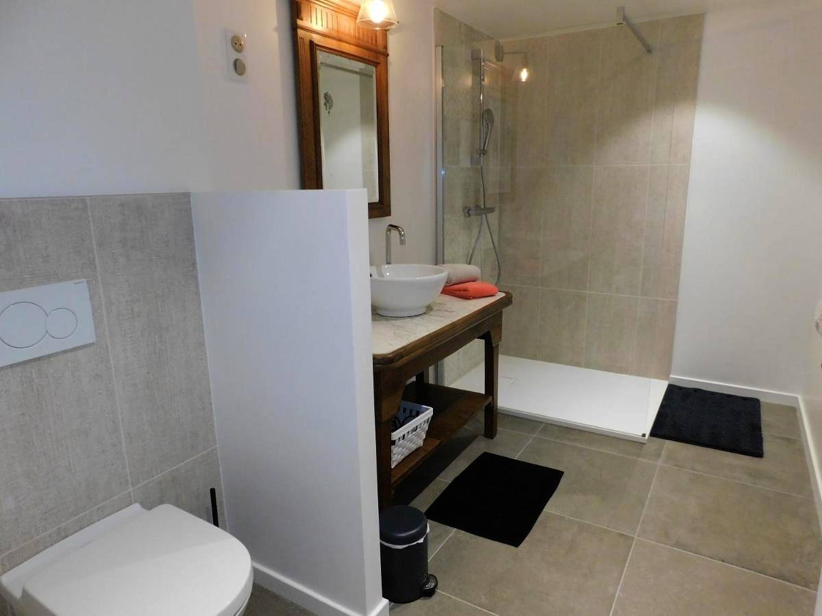 Chambre d’hôte pour 5 personnes avec terrasse in Châteauneuf-de-Galaure, Région de Valence