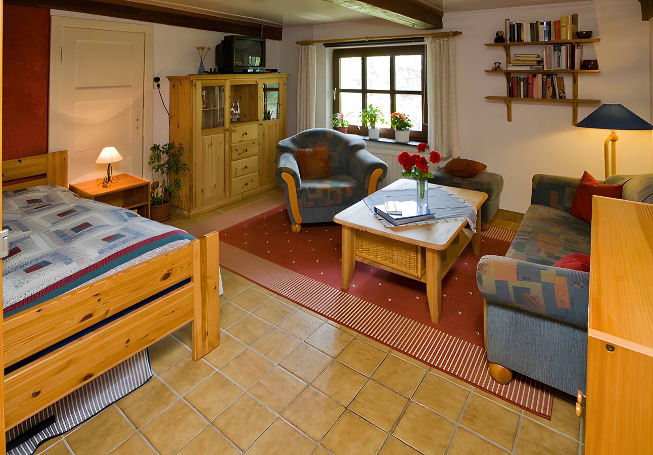 Ganze Wohnung, Apartment 'Fewo Appelhof Ingrid Marie' mit privater Terrasse, Garten & Wlan in Pellworm, Nordseeküste