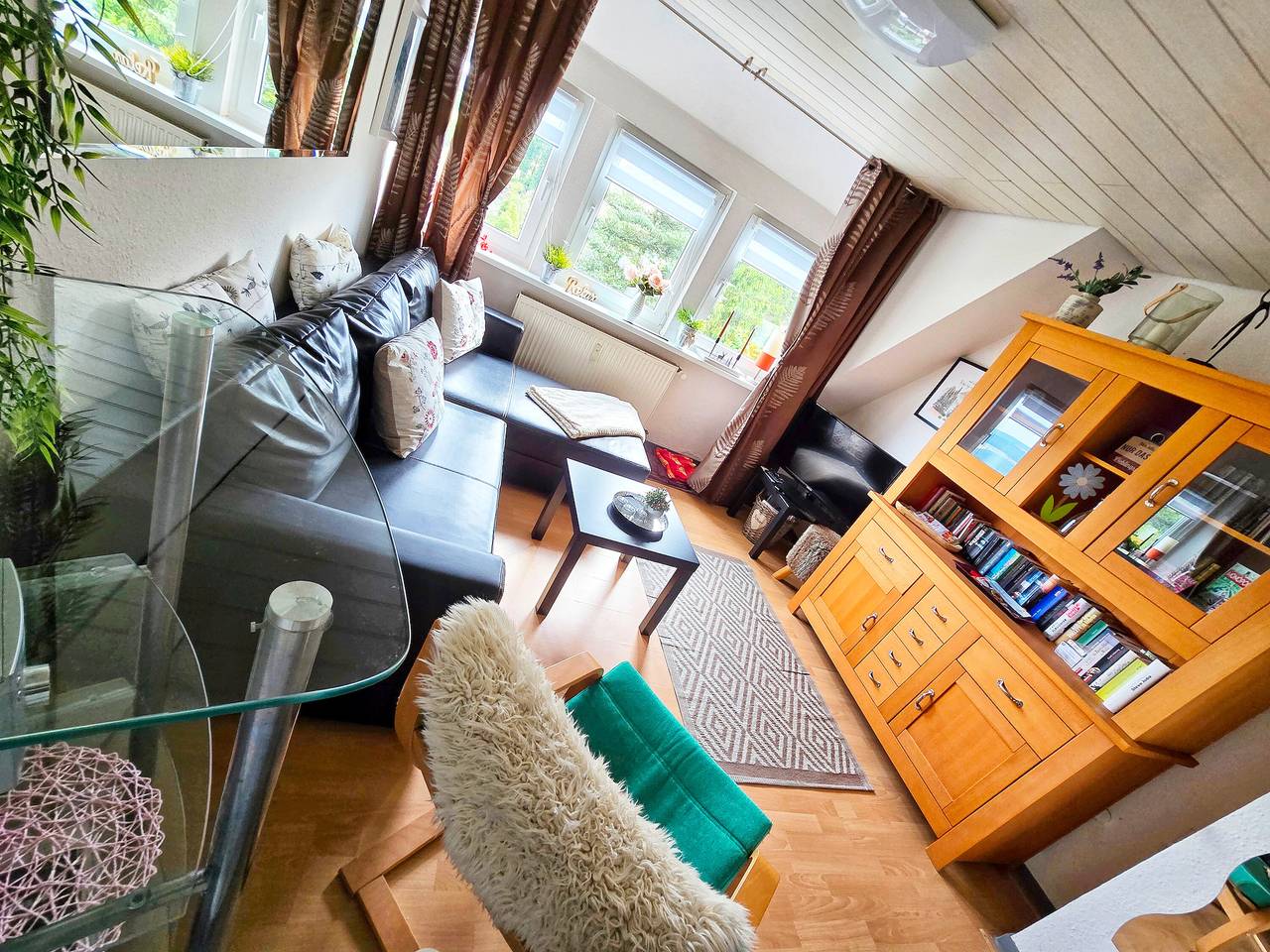 Ganze Wohnung, Ferienwohnung Waldblick mit großem Balkon,ebenerdig (außen und innen) und einmaliger Aussicht in Bestwig, Hochsauerlandkreis