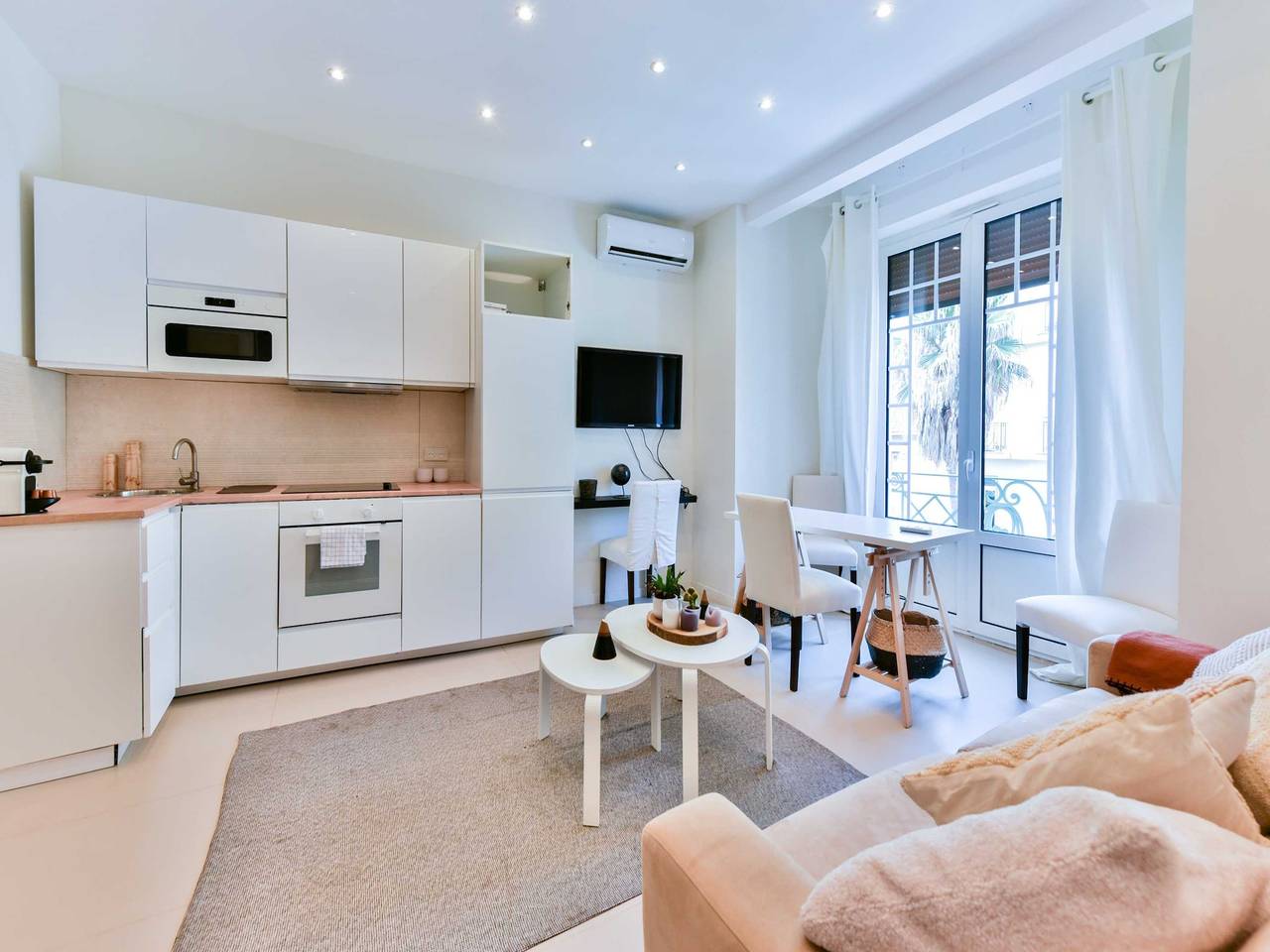 Appartement De Vacances pour 4 Personnes dans Juan-les-Pins, Antibes
