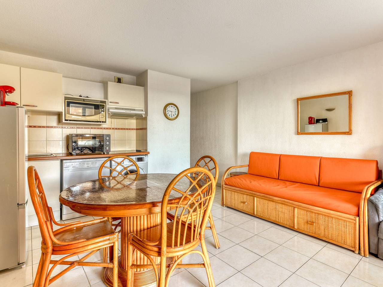 Appartement entier, Appartement de vacances pour 6 personnes avec balcon in Valras-Plage, Côte méditerranéenne (France)